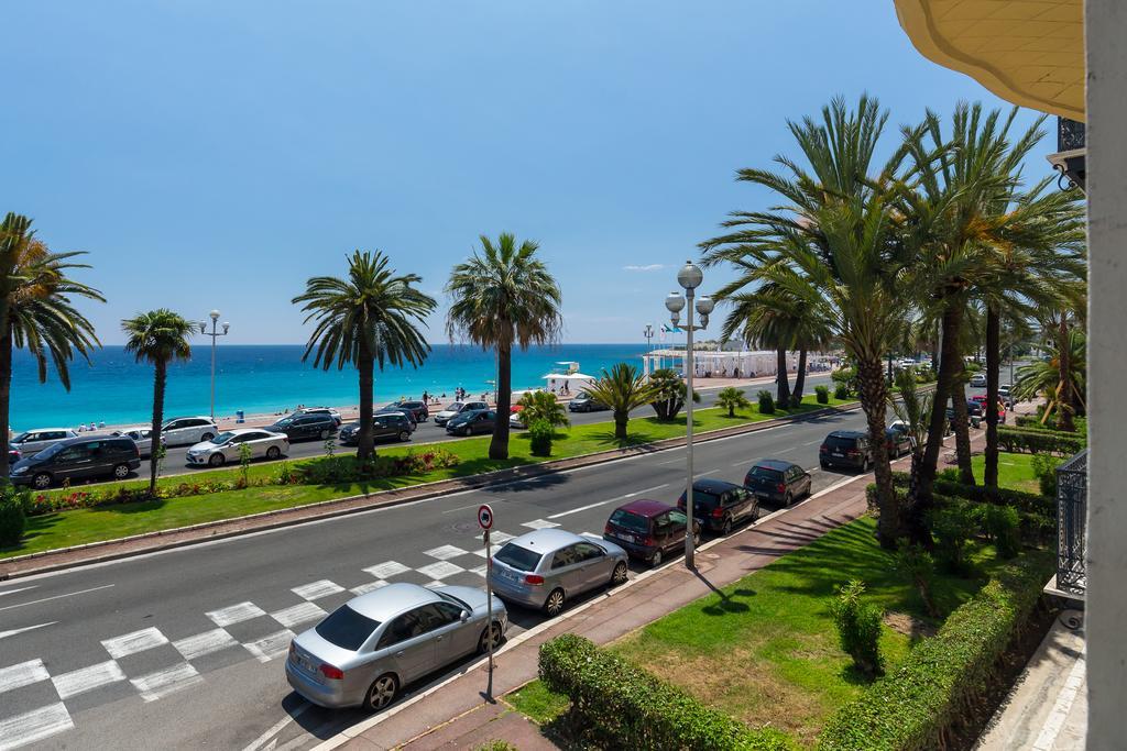 Beautiful Apartment By The Sea Front Ница Екстериор снимка